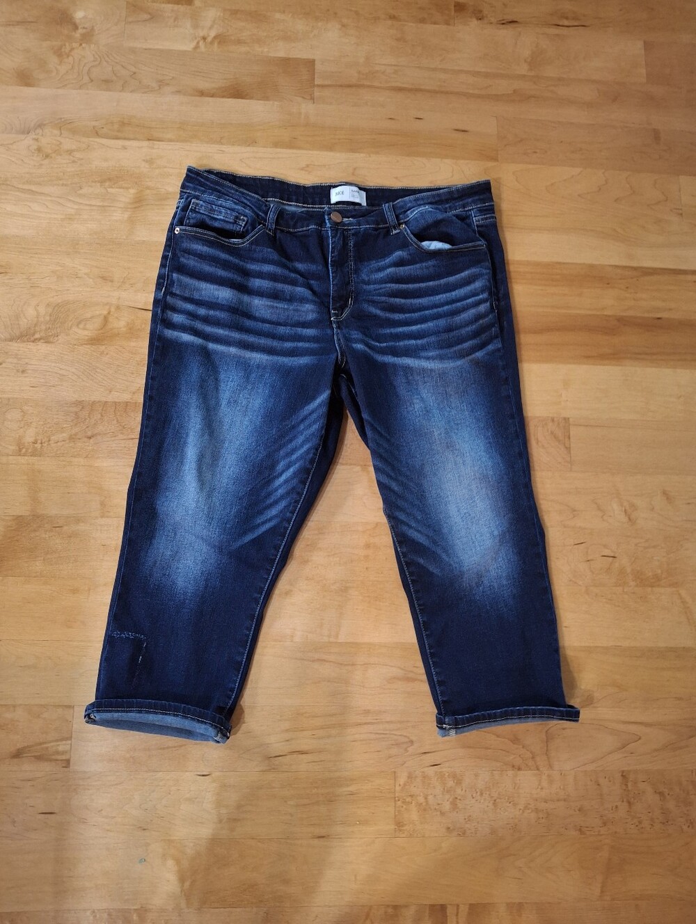 BKE Gabby Curvy high rise Dark Blue Distressed Cropped Stretch Jeans